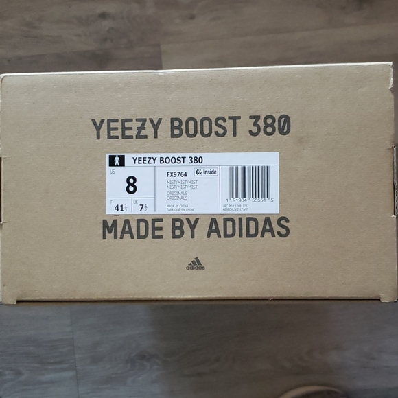Yeezy Mist non reflective size 8 mens - Picture 3 of 4